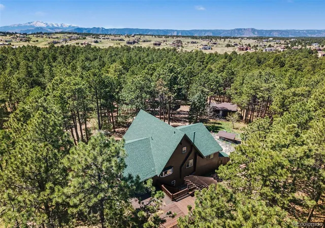 Photo 2 of Single family home for sale at 3375 Pinehurst Cir, Colorado Springs, CO 80908 | MLS# 6121282 | Listing updated on 2026-08-28