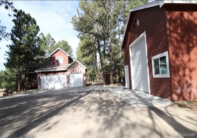 Photo 2 of Single family home for sale at 35731 Elkridge Run, Elizabeth, CO 80107 | MLS# 4772218 | Listing updated on 2026-09-23