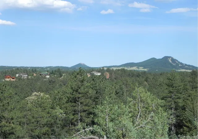 Homes for sale in Larkspur, CO | 8117 Acoma Dr, Larkspur, CO 80118 | MLS# 4591387