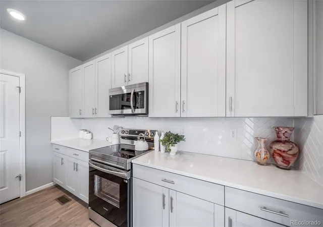 2nd image of 4617 N Sicily St, Aurora, CO 80019 | MLS# 4297841