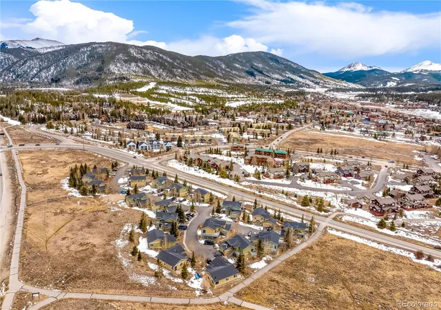 Homes for sale in Dillon, CO | 14 Crystal Cove, Dillon, CO 80435 | Houzeo