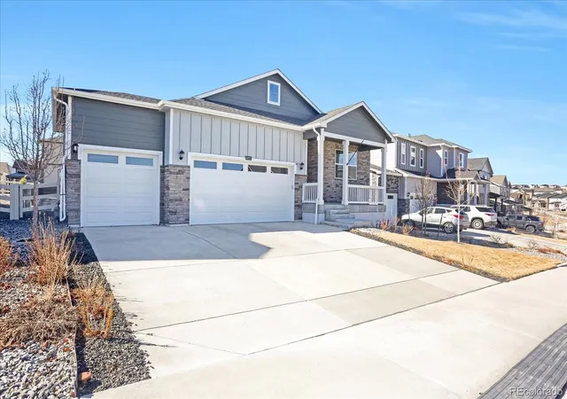 Photo 2 of Single family home for sale at 4925 Cattle Cross Trl, Castle Rock, CO 80104 | MLS# 2616947 | Listing updated on 2026-08-14