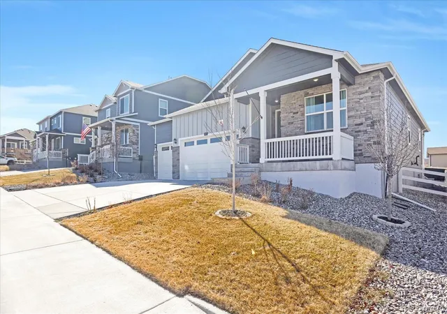 Photo 3 of Single family home for sale at 4925 Cattle Cross Trl, Castle Rock, CO 80104 | MLS# 2616947 | Listing updated on 2026-08-14