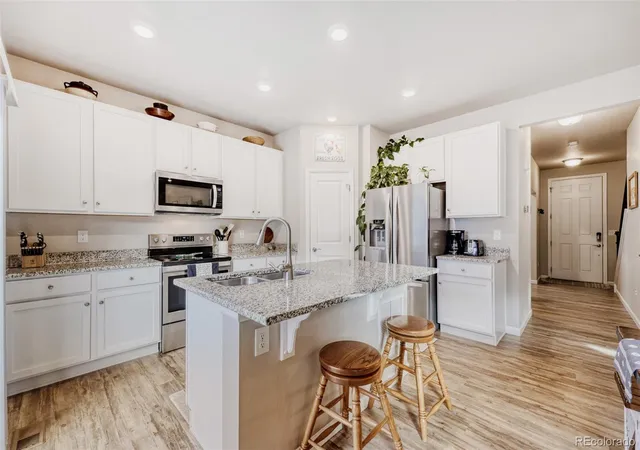 Photo 4 of Single family home for sale at 5193 Blue Lunar Ln, Castle Rock, CO 80104 | MLS# 2891440 | Listing updated on 2026-09-18