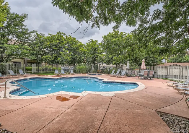 2nd image of 4875 S Balsam Wy, Littleton, CO 80123