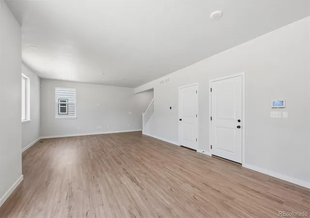 Photo 2 of Single family home for sale at 3323 N Irvington St, Aurora, CO 80019 | MLS# 6630977 | Listing updated on 2026-08-28