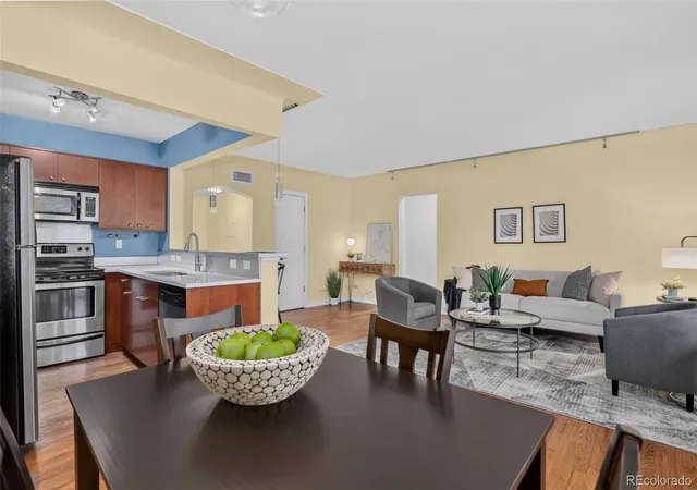 3rd image of 636 N Washington St #101, Denver, CO 80203 | MLS# 8531010