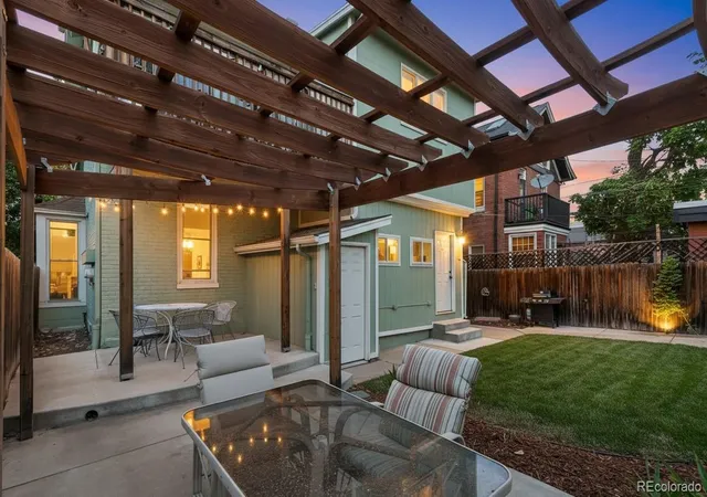 1st image of 208 S Lincoln St, Denver, CO 80209 | MLS# 9553238