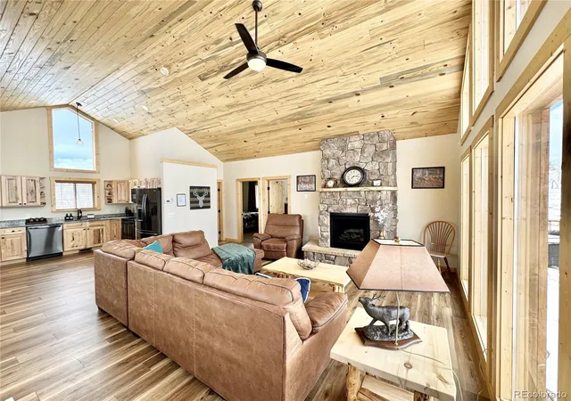 4th image of 663 Arrowhead Dr, Jefferson, CO 80456 | MLS# 3653624