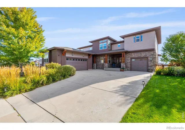 Photo 2 of Mansion for sale at 2572 Bluestem Willow Dr, Loveland, CO 80538 | MLS# IR1053066 | Listing updated on 2026-10-10