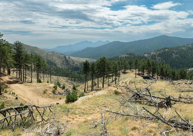 Photo 2 of Land for sale at 6319 Sunshine Cyn Dr, Boulder, CO 80302 | MLS# IR1053077 | Listing updated on 2026-09-08