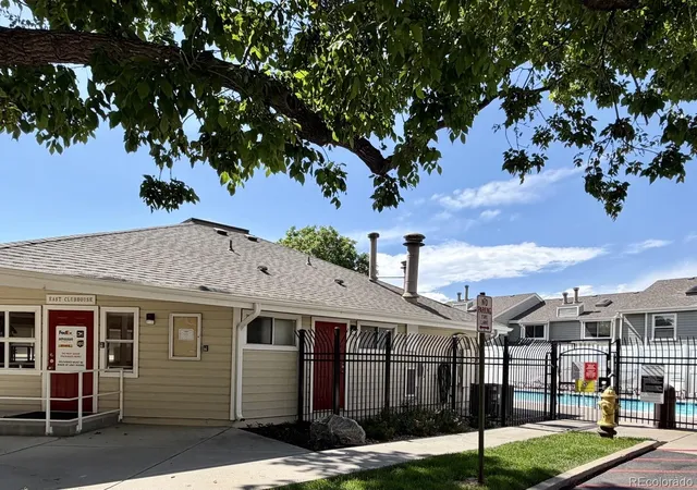 Photo 4 of Townhouse for sale at 7474 E Arkansas Ave #21-04, Denver, CO 80231 | MLS# 7212690 | Listing updated on 2026-08-30