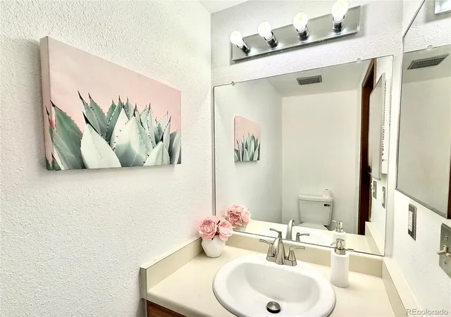 Photo 3 of Townhouse for sale at 7474 E Arkansas Ave #21-04, Denver, CO 80231 | MLS# 7212690 | Listing updated on 2026-10-09