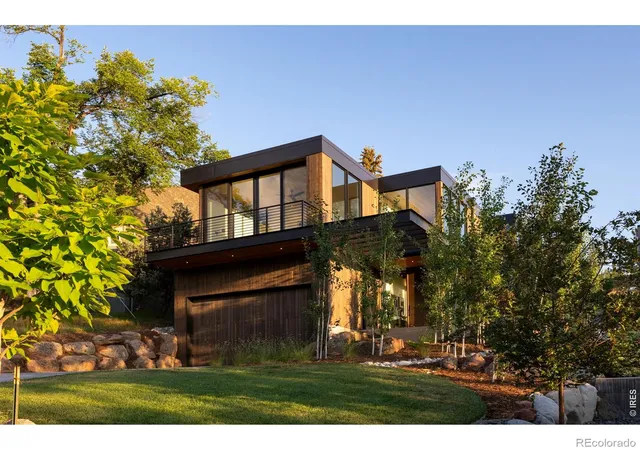Photo 3 of Single family home for sale at 1865 Kohler Dr, Boulder, CO 80305 | MLS# IR1053150 | Listing updated on 2026-09-27