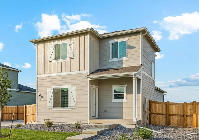 Photo 3 of Single family home for sale at 202 Equine Rd, Berthoud, CO 80513 | MLS# 7697404 | Listing updated on 2026-09-28