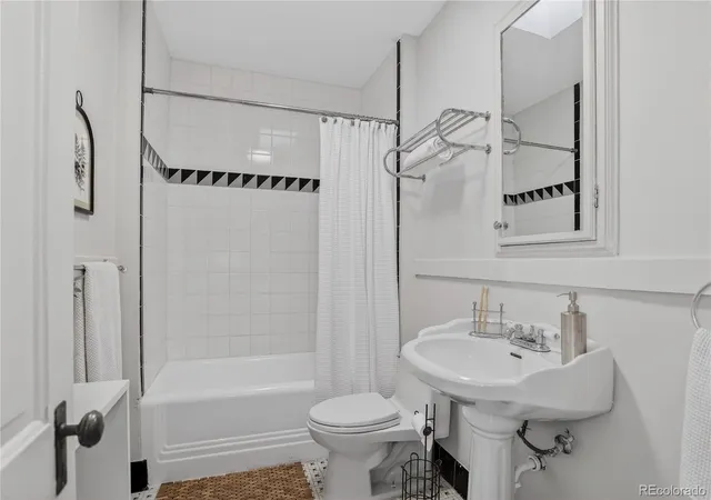 5th image of 1902 E 17Th Ave, Denver, CO 80206 | MLS# 7068304
