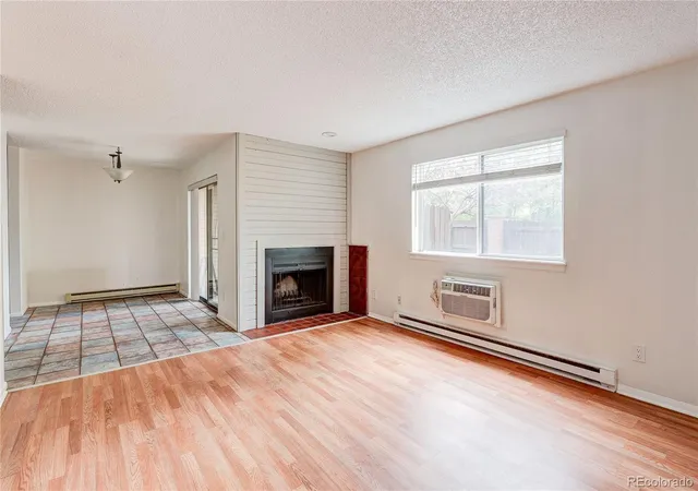 Listing Photo 5 - Condo for sale in building located at 3065 30th St, Boulder, CO 80301 - Unit #1B