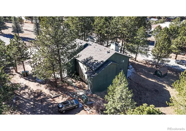 Homes for sale in Estes Park, CO | 200 Riverside Drive, Estes Park, CO 80517 | Houzeo