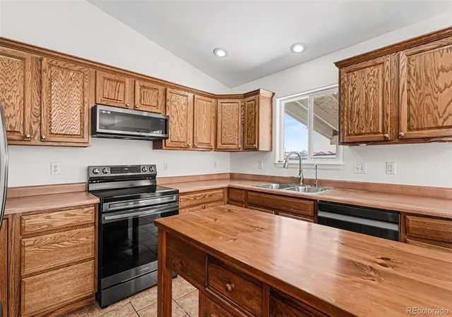 2nd image of 5108 Aramis Ct, Pueblo, CO 81005 | MLS# 9766656