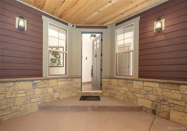 Photo 2 of Townhouse for sale at 96 Eagle Ridge Dr, Granby, CO 80446 | MLS# 3560904 | Listing updated on 2026-07-27