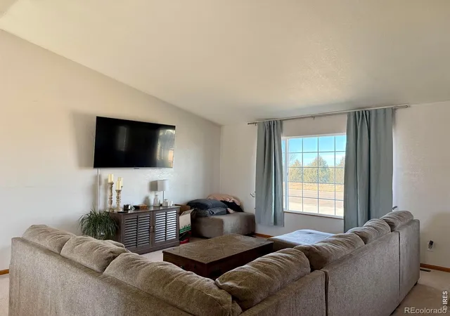 Photo 2 of Single family home for sale at 725 S Walsh Ave, Holyoke, CO 80734 | MLS# IR1053346 | Listing updated on 2026-09-21
