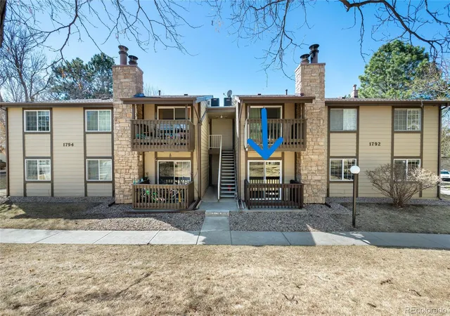image of 1792 S Pitkin Cir, Aurora, CO 80017