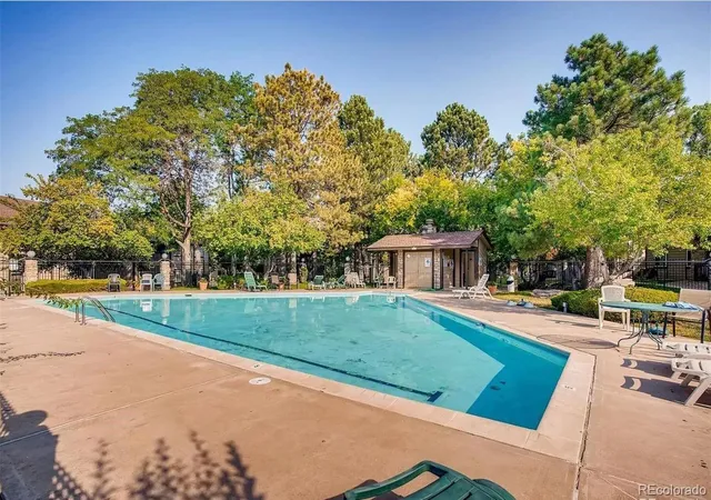 image of 1792 S Pitkin Cir, Aurora, CO 80017