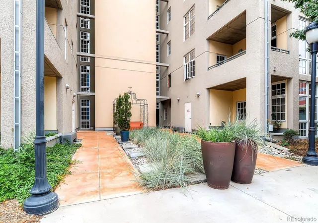 36th image of 275 S Harrison St #208, Denver, CO 80209 | MLS# 5115589