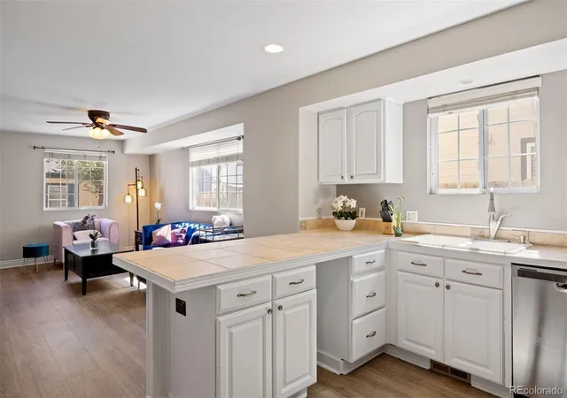 3rd image of 1343 Valentia St, Denver, CO 80220 | MLS# 9994046