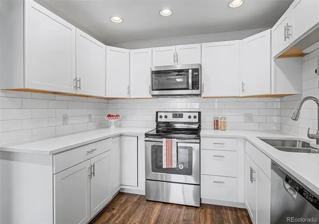 2nd image of 3082 S Wheeling Wy #404, Aurora, CO 80014 | MLS# 7825823