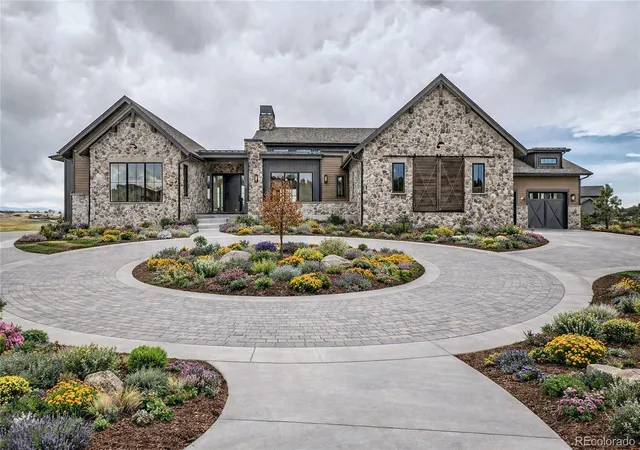 Photo 1 of Single family home for sale at 8599 Yellowcress St, Littleton, CO 80125 | MLS# 7304345 | Listing updated on 2026-08-19