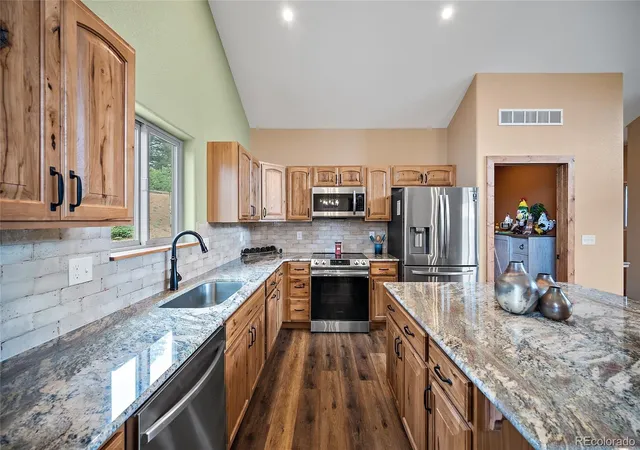 4th image of 367 Cottonwood Lake Dr, Divide, CO 80814 | MLS# 7914539