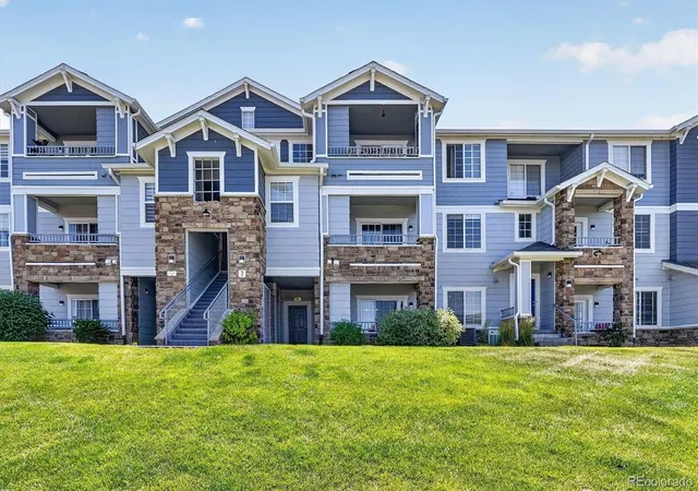 2nd image of 5255 Memphis St #706, Denver, CO 80239 | MLS# 1712898