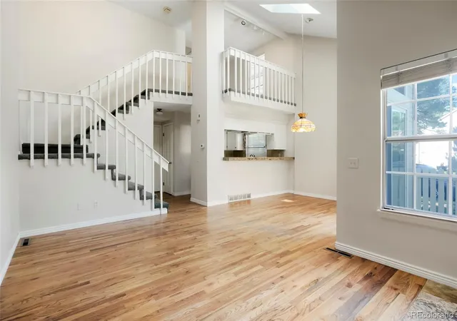5th image of 2871 W Long Dr, Littleton, CO 80120