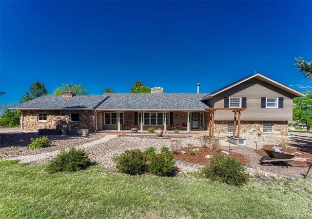 3rd image of 1863 N Rocky View Rd, Castle Rock, CO 80108 | MLS# 2282088