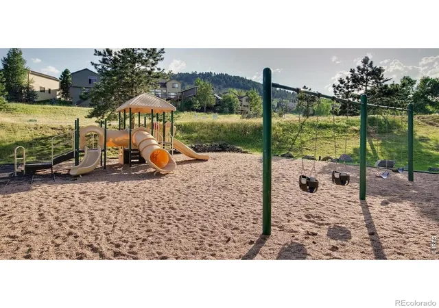 Listing Photo 2 - Condo for sale in building located at 23558 Pondview Pl, Golden, CO 80401 - Unit #