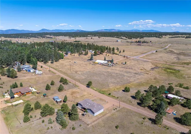 5th image of 1014 Elfin Glen Dr, Divide, CO 80814 | MLS# 7173161