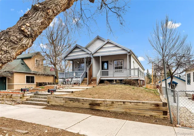Photo 2 of Townhouse for sale at 609 N Spruce St, Colorado Springs, CO 80905 | MLS# 2196596 | Listing updated on 2026-09-14