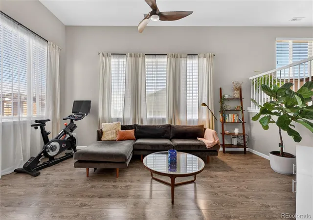 2nd image of 1750 Aspen Meadows Cir, Denver, CO 80260 | MLS# 5656901