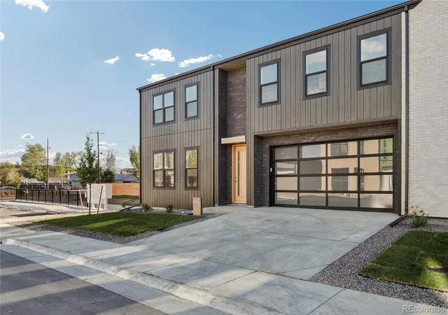 Photo 1 of Single family home for sale at 6560 Quitman Ct, Arvada, CO 80003 | MLS# 4153011 | Listing updated on 2026-09-21