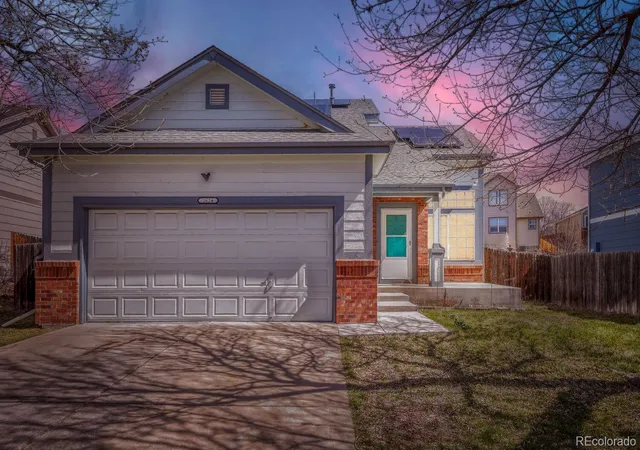 1st image of 2624 S Gibralter St, Aurora, CO 80013 | MLS# 8705361