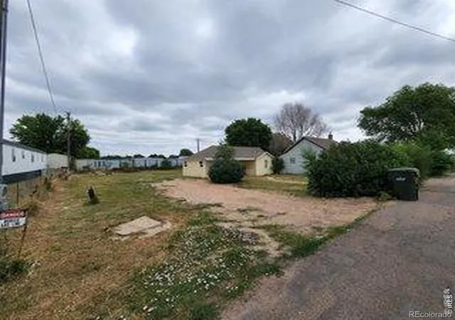 2nd image of 404-406 Kochia Wy, Sterling, CO 80751