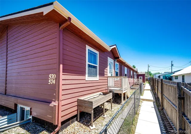 Homes for sale in Bennett, CO | 570 4Th St, Bennett, CO 80102 | MLS# 7303270