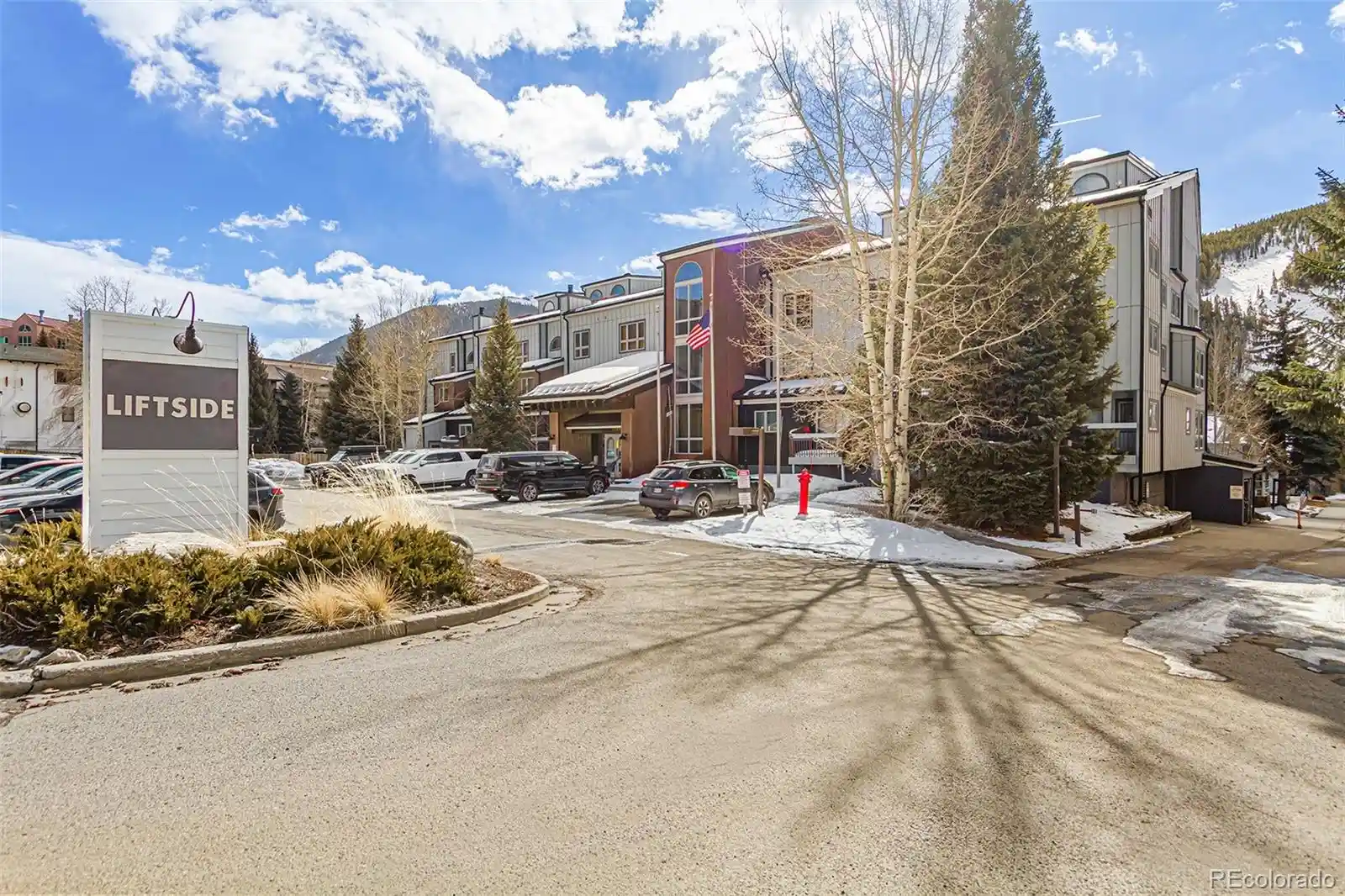 Listing Photo 2 - Condo for sale in 22864 Us Hwy 6 located at 22864 Us Hwy 6, Dillon, CO 80435 - Unit #107