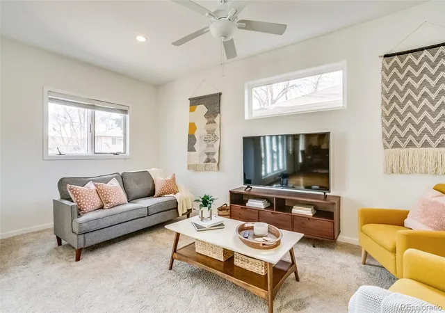 Photo 2 of Single family home for sale at 1385 S Hudson St, Denver, CO 80222 | MLS# 4650165 | Listing updated on 2026-09-21