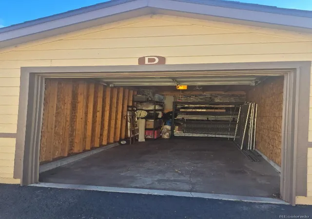 2nd image of 4875 S Balsam Wy, Littleton, CO 80123