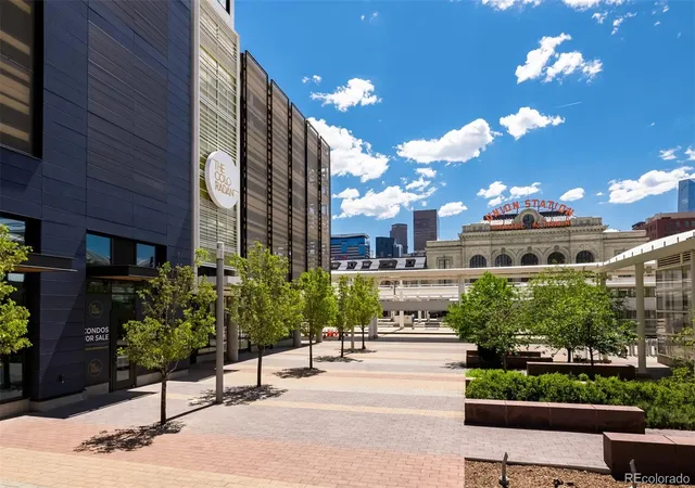 2nd image of 1750 Wewatta St, Denver, CO 80202