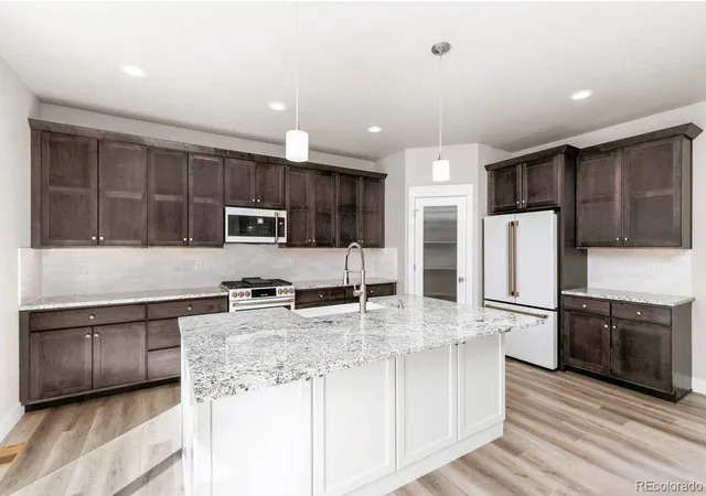 4th image of 1128 N 5Th St, Johnstown, CO 80534 | MLS# 7531214