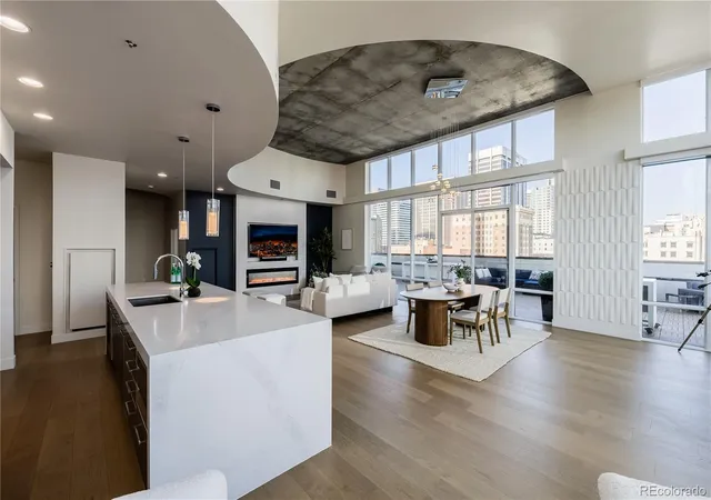 2nd image of 891 14th St #909, Denver, CO 80202 | MLS# 3032685