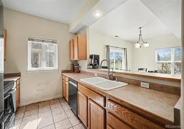 Homes for sale in Northglenn, CO | 1565 Roseanna Dr, Northglenn, CO 80234 | MLS# 2195848